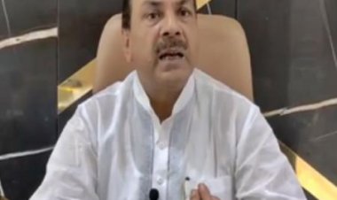 महाराष्ट्र कांग्रेस के कार्यकारी अध्यक्ष नसीम खान ने विद्रोह की बात से किया इनकार