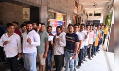 लोकसभा चुनाव का चौथा चरण : 3 बजे तक 52.60 प्रतिशत मतदान