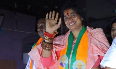 हैदराबादः वोटिंग के दौरान मुस्लिम महिलाओं के नकाब हटाने का मामला, माधवी लता पर एफ़आईआर दर्ज