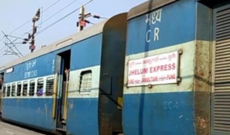 झेलम एक्सप्रेस में बम की सूचना, एक व्यक्ति हिरासत में