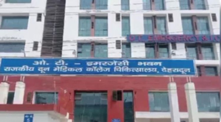 देहरादून में 12 बच्चों की बिगड़ी तबियत, इलाज के बाद सभी ठीक