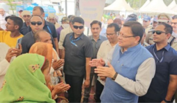 वास्तु शास्त्र के अनुसार घर में किसी भी चीज को रखने का निश्चित होता है स्थान, जाने लक्ष्मी की मूर्ति रखने का सही तरीका