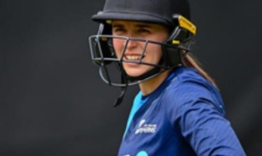 बर्नडाइन बेजुइडनहॉट ने अंतर्राष्ट्रीय क्रिकेट से लिया संन्यास