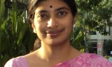 बंगाल सरकार ने चुनाव आयोग द्वारा नियुक्त ईस्ट मिदनापुर की डीएम जोयोशी दासगुप्ता को हटाया