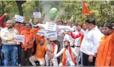 जम्मू-कश्मीर में तीर्थ यात्रियों पर आतंकी हमले के खिलाफ बजरंग दल का देशव्यापी प्रदर्शन