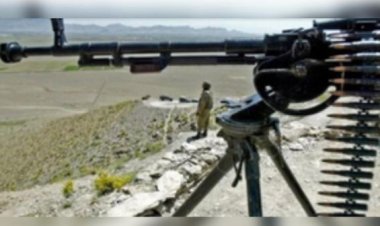 जम्मू-कश्मीर के कठुआ में भारी मात्रा में हथियार और गोला-बारूद बरामद