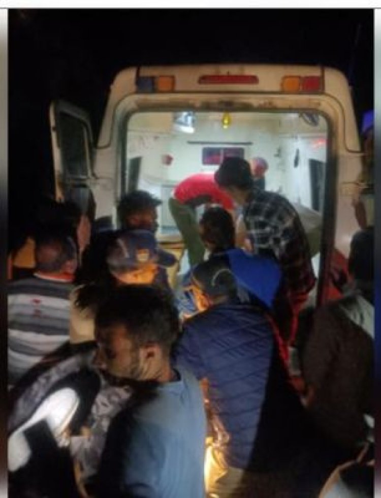 उत्तराखंड में गंगोत्री हाईवे पर यात्रियों से भरी बस खाई में गिरी, एक महिला की मौत