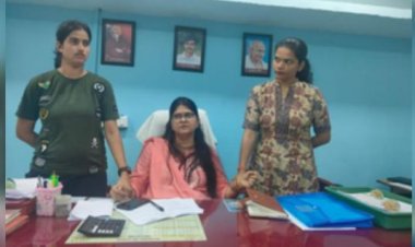 उज्जैन में 60 हजार की रिश्वत लेते महिला इंजीनियर गिरफ्तार