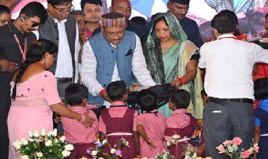 मुख्यमंत्री विष्णुदेव साय राज्य स्तरीय शाला प्रवेशोत्सव बगिया में हुए शामिल