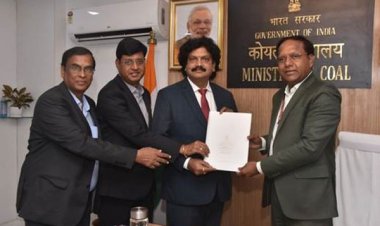 कोयला मंत्रालय द्वारा तीन कोयला खदानों के लिए समझौतों पर हस्ताक्षर