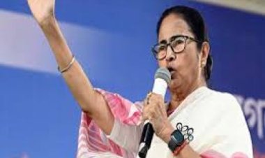 ममता बनर्जी ने केंद्रीय बजट को राजनीतिक रूप से ‘पक्षपातपूर्ण‘ और ‘गरीब विरोधी’ करार दिया