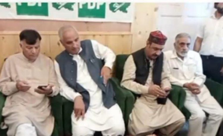 जम्मू-कश्मीर के पूर्व मंत्री सैयद बशारत बुखारी की पीडीपी में फिर वापसी