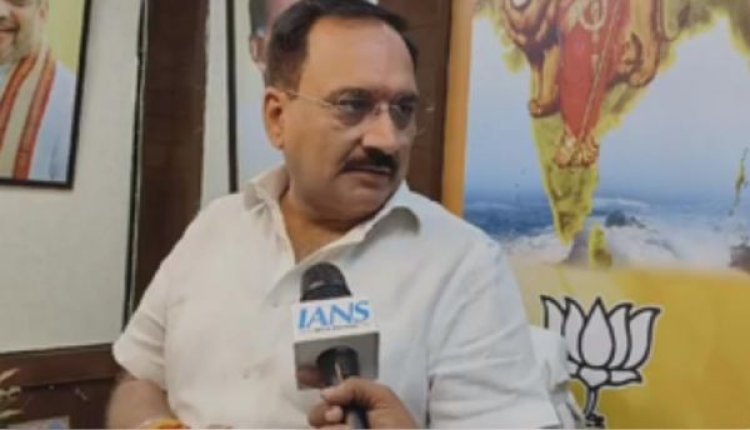 शिक्षकों के ट्रांसफर ऑर्डर को लेकर आतिशी के बयान पर वीरेंद्र सचदेवा का पलटवार