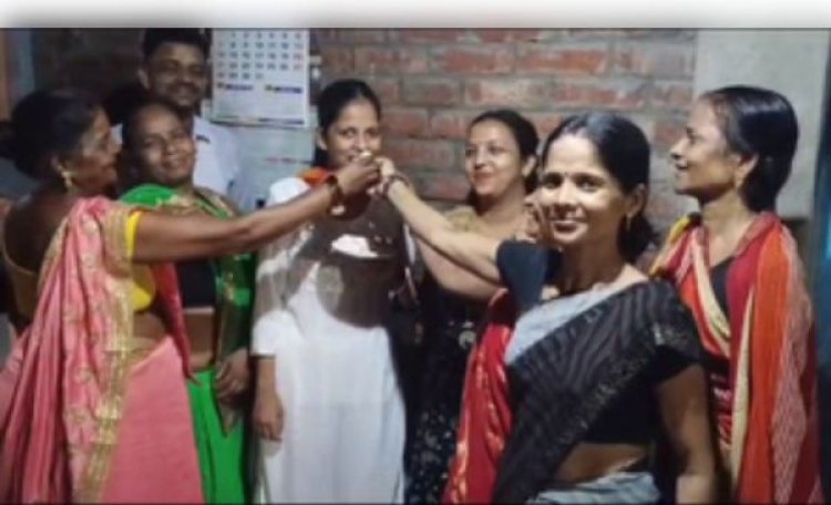 बिहार : पेंटर की बेटी बनी दारोगा, परिवार में खुशी का माहौल