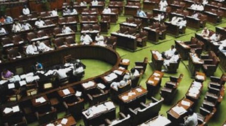 लोकसभा: तृणमूल और भाजपा सदस्यों के हंगामे के कारण सदन की बैठक 12.30 बजे तक स्थगित