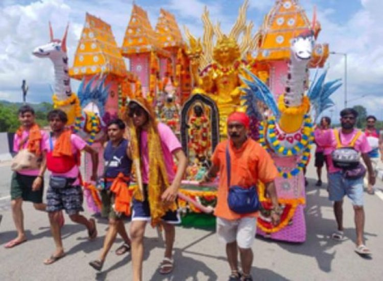 यूपी सरकार ने सुप्रीम कोर्ट से कहा, शांतिपूर्ण कांवड़ यात्रा के लिए नेमप्लेट लगाने का निर्देश दिया