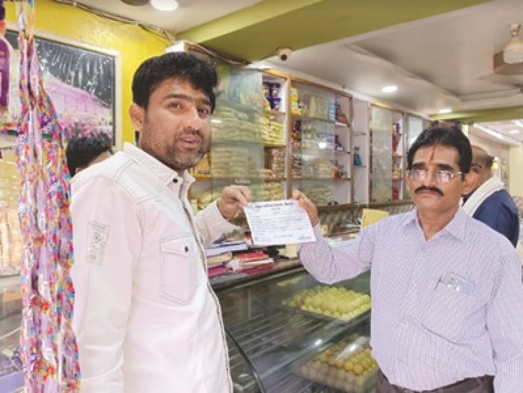 बासी खादय पदार्थ विनिष्टिीकरण, बेचने वालो पर 3900 रूपये का चालान काटा