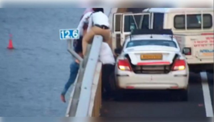 अटल सेतु पर आत्महत्या कर रही थी महिला, पुलिसकर्मियों ने मौके पर पहुंच बचाई जान