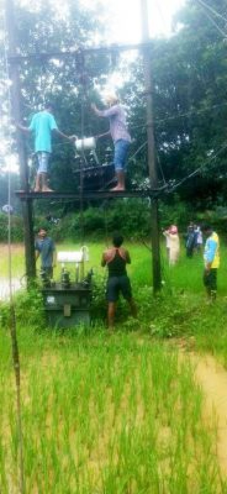 सीएम कैंप कार्यालय के निर्देश पर कुहापानी का बदला ट्रासंफार्मर