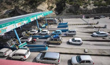 गाड़ी में लगा है फास्टैग तो ये नियम जाने … हाइवे पर पहला टोल होगा फ्री!