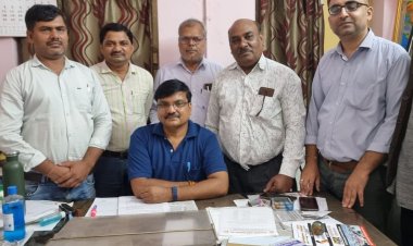 राज्य कर्मचारी संघ मप्र भोपाल इकाई की बैठक संपन्न:पुरानी पेंशन और पदोन्नति शुरू करने की मांग को लेकर प्रदेशभर में प्रदर्शन मंगलवार को