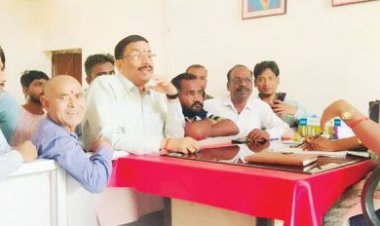 नपं  जरही की मतदाता सूची में वोटरों का भारी संख्या में वार्ड परिवर्तन, तहसीलदार को सौंपा ज्ञापन