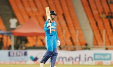 स्मृति ने तीसरे स्थान के लिए अंतर कम किया, हरमनप्रीत महिला वनडे रैंकिंग में शीर्ष 10 में वापस