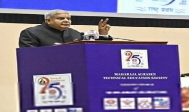 नई पीढ़ी राजनीति, अर्थव्यवस्था, सामाजिक सद्भाव और विकास के पीछे प्रेरक शक्ति है : धनखड़