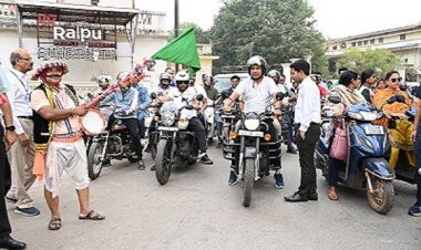 दक्षिण विधानसभा उपचुनाव : कलेक्टर के नेतृत्व में हुई बाईक रैली