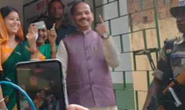 झारखंड में दो राज्यों के राज्यपालों सहित कई हस्तियों ने डाले वोट, कहा- सभी मतदाता निभाएं अपना फर्ज