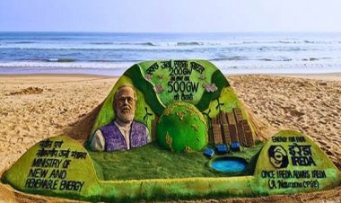 केंद्रीय मंत्री ने 200 गीगावाट अक्षय ऊर्जा की उपलब्धि के सम्मान में सुदर्शन पटनायक की रेत कला को साझा किया