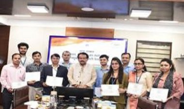 पशुपालन एवं डेयरी विभाग ने राजभाषा पुरस्कारों का वितरण किया