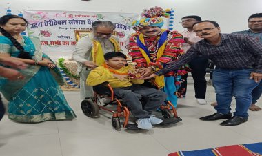 उदय चैरिटेबल वेलफेयर फाउंडेशन ने किया लोक कलाकारों का सम्मान