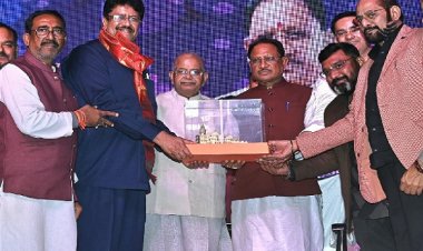 मुख्यमंत्री छत्तीसगढ़ सीमेंट ट्रांसपोर्ट वेलफेयर एसोसिएशन के दीपावली मिलन समारोह में हुए शामिल