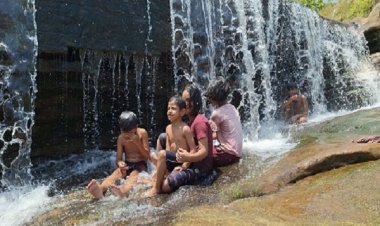 पर्यटन स्थलों की छटा हुई सुहानी, महंगी पड़ सकती है असावधानी