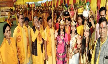 कलश यात्रा के साथ बोरियाखुर्द में 3 दिवसीय 21 कुण्डीय गायत्री यज्ञ का शुभारंभ