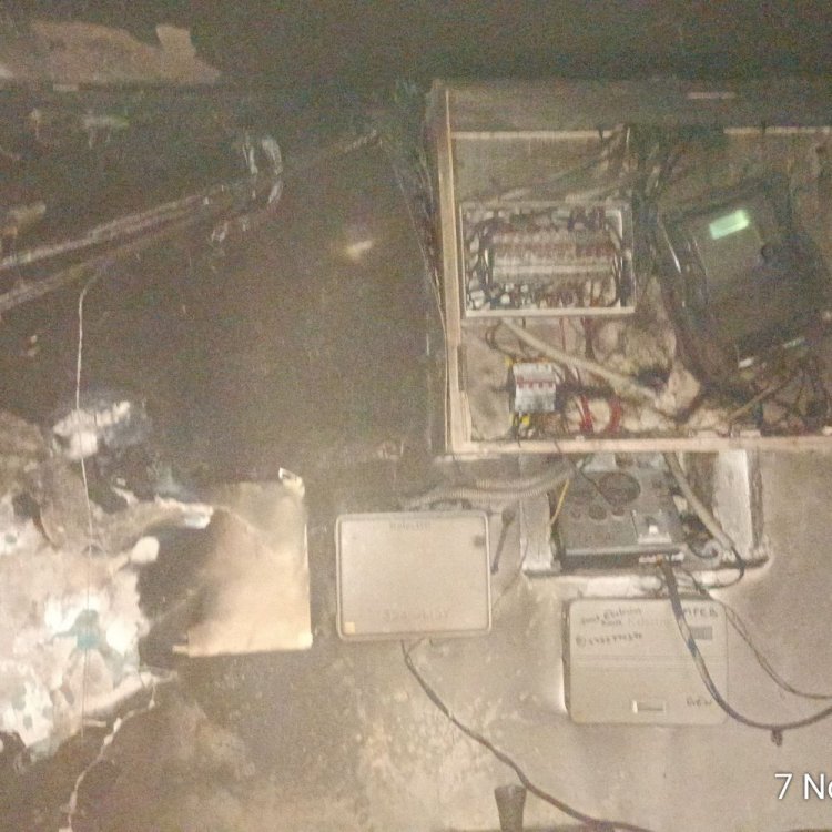 यूनियन बैंक शाखा भलुहा में सर्किट से लगी आग:ग्रामीण, बैंक और दमकलकर्मियों पाया काबू; बड़ी दुर्घटना होने से बची