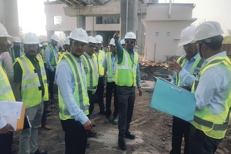 इंदौर में मेट्रो मार्गों से हटाए जाएंगे बैरिकेड्स, ट्रैफिक हो सकेगा सुगम