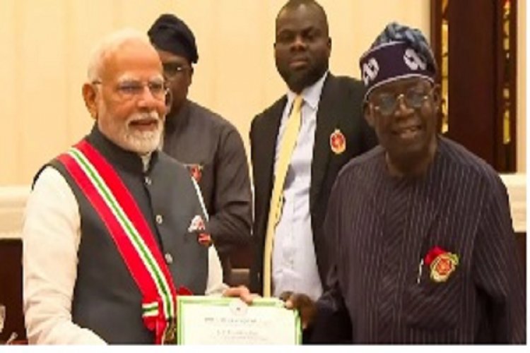 प्रधानमंत्री को राष्ट्रीय पुरस्कार : ग्रैंड कमांडर ऑफ द ऑर्डर ऑफ नाइजर” से किया गया सम्मानित