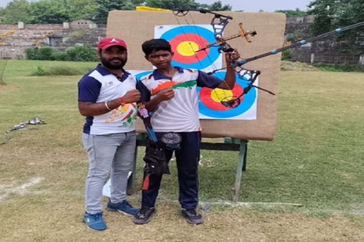 आकाश राष्ट्रीय खेल प्रतियोगिता गुजरात नाडियाड में दिखाएगा तीरंदाजी का हुनर