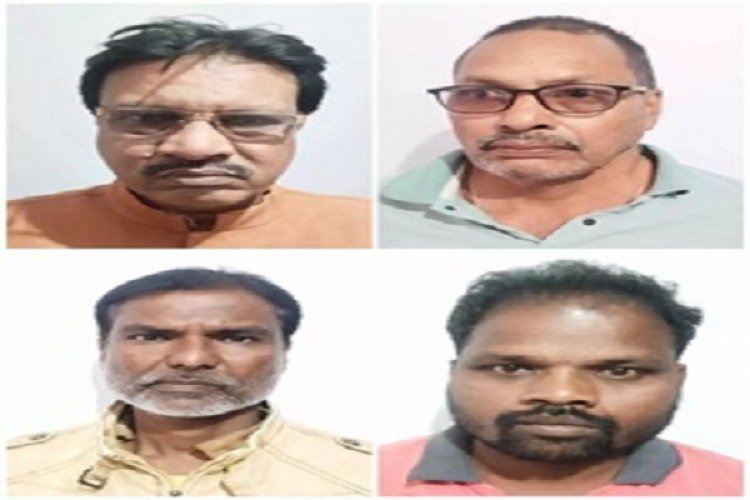 4 जुआरी गिरफ्तार