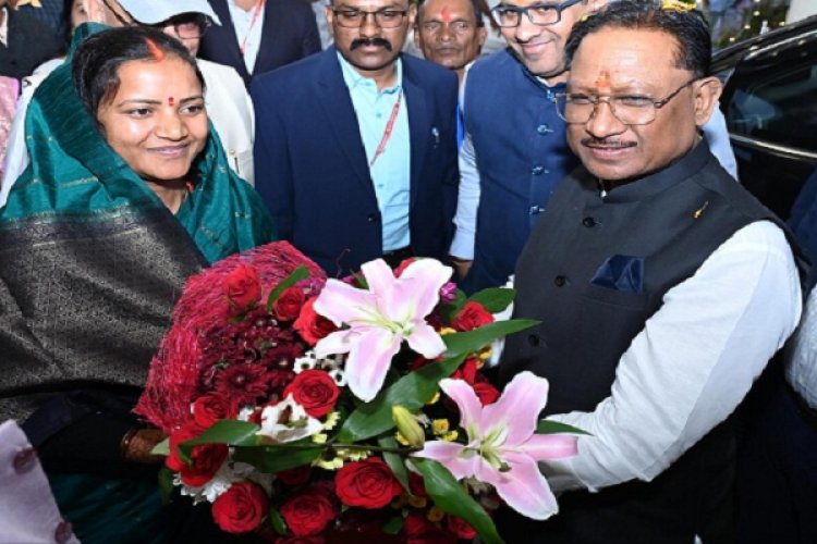 समाज कल्याण मंत्री लक्ष्मी राजवाड़े ने नवा रायपुर स्थित नवीन शासकीय आवास में किया गृह प्रवेश