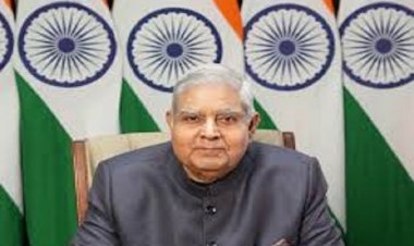 हमारे इतिहास के साथ छेड़छाड़ हुई है, कुछ लोगों का एकाधिकारस्थापित किया गया: उपराष्ट्रपति