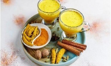 नुकसान भी पहुंचा सकता है हल्दी वाला दूध