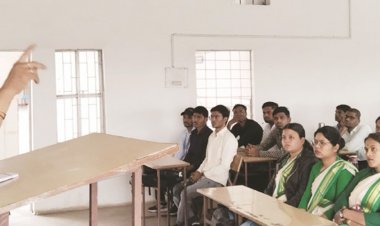 भारती विवि में विश्व एड्स दिवस पर विविध आयोजन