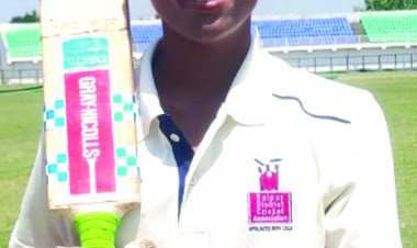 कूच बेहार ट्रॉफी 2024 में छत्तीसगढ़ टीम के  5वें 4 दिवसीय मैच में हैदराबाद के 317 रन