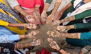 लाईवलीहुड कॉलेज में मेहंदी प्रतियोगिता का किया गया आयोजन