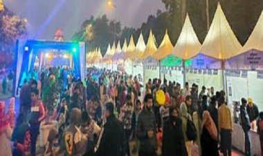 इंडिया गेट पर दिव्य कला मेला में पकवानों की बहार