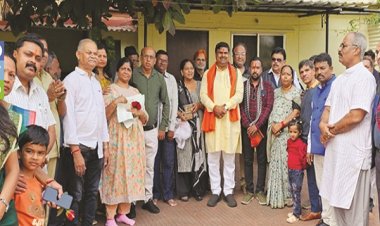 विधायक गजेन्द्र यादव ने भाजपा परिवार के साथ सुनी पीएम के मन की बात