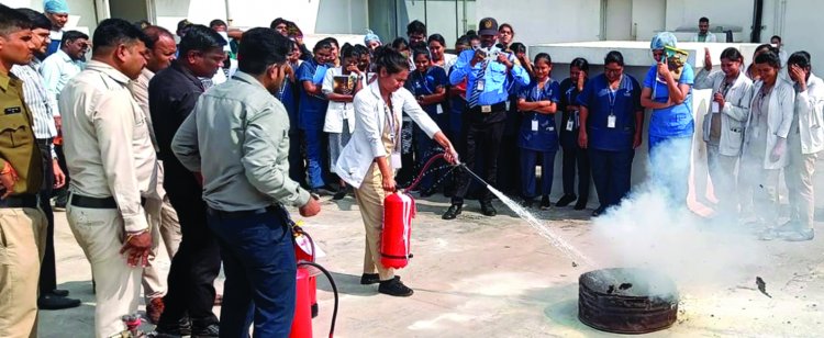 अग्नि सुरक्षा प्रशिक्षण और कोड रेड मॉक ड्रिल रामकृष्ण केयर हॉस्पिटल में सफल